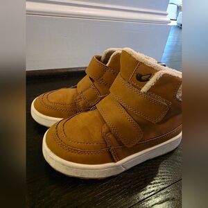 H&M Brown Kids Shoes with White Soles Size 10.5